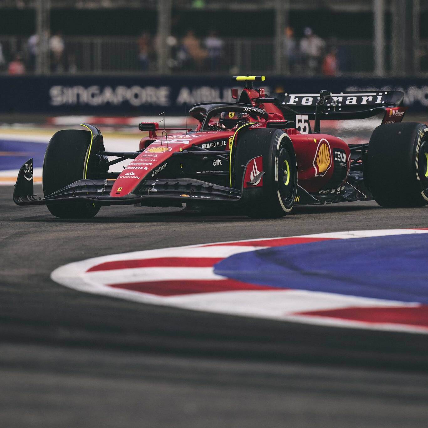 Carlos Sainz GP de Singapour 2023 winner