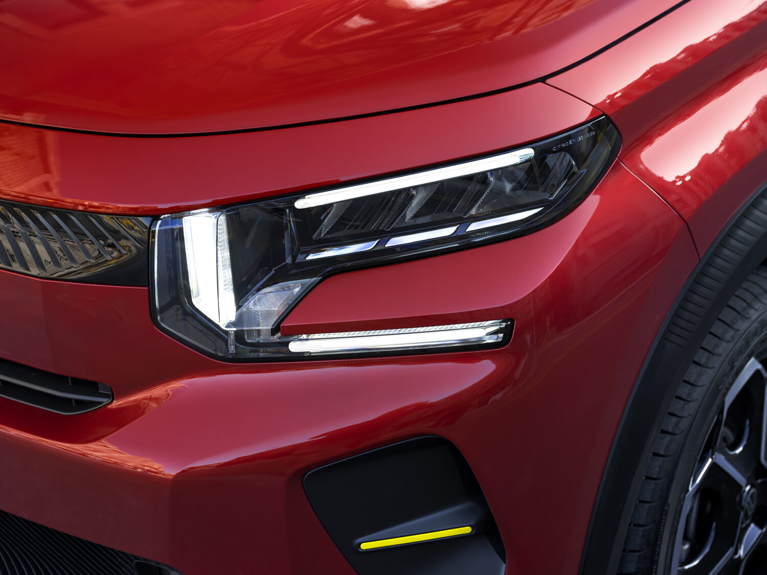 Citroën ëC3 nouvelle voiture électrique concurrente de la Dacia Spring Les Voitures