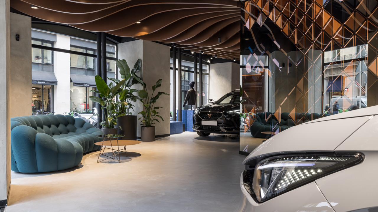 CUPRA-lands-in-Paris-with-opening-of-new-City-Garage_01_HQ CUPRA-lands-in-Paris-with-opening-of-new-City-Garage_01_HQ
