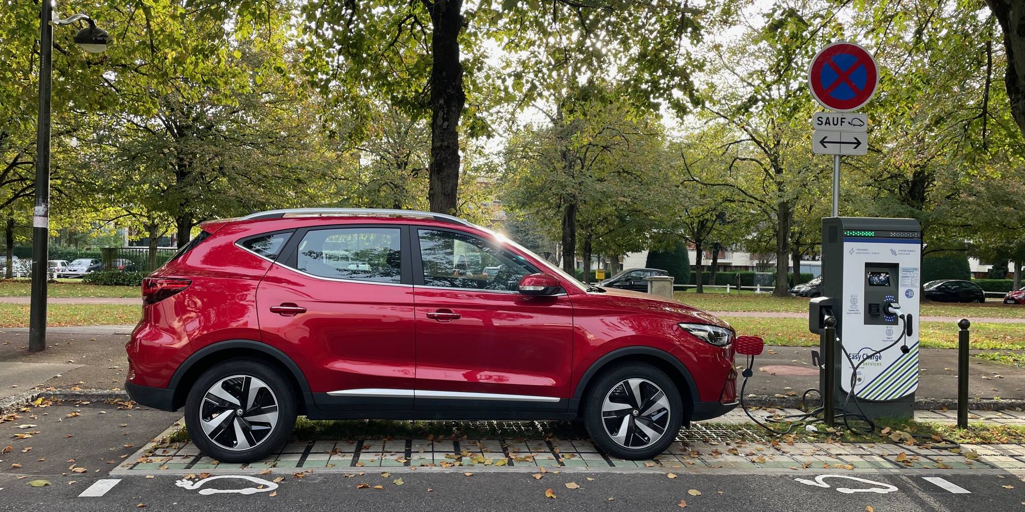 marché automobile voitures électriques 2023