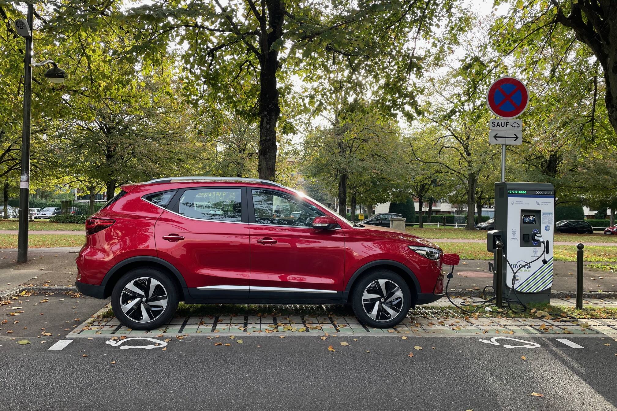 marché automobile voitures électriques 2023