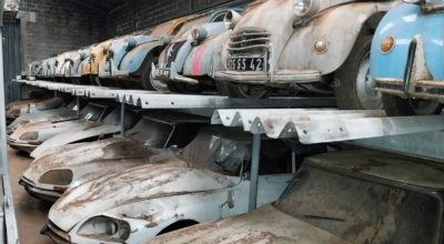 voitures anciennes Citroën 2CV non urbex sortie de grange