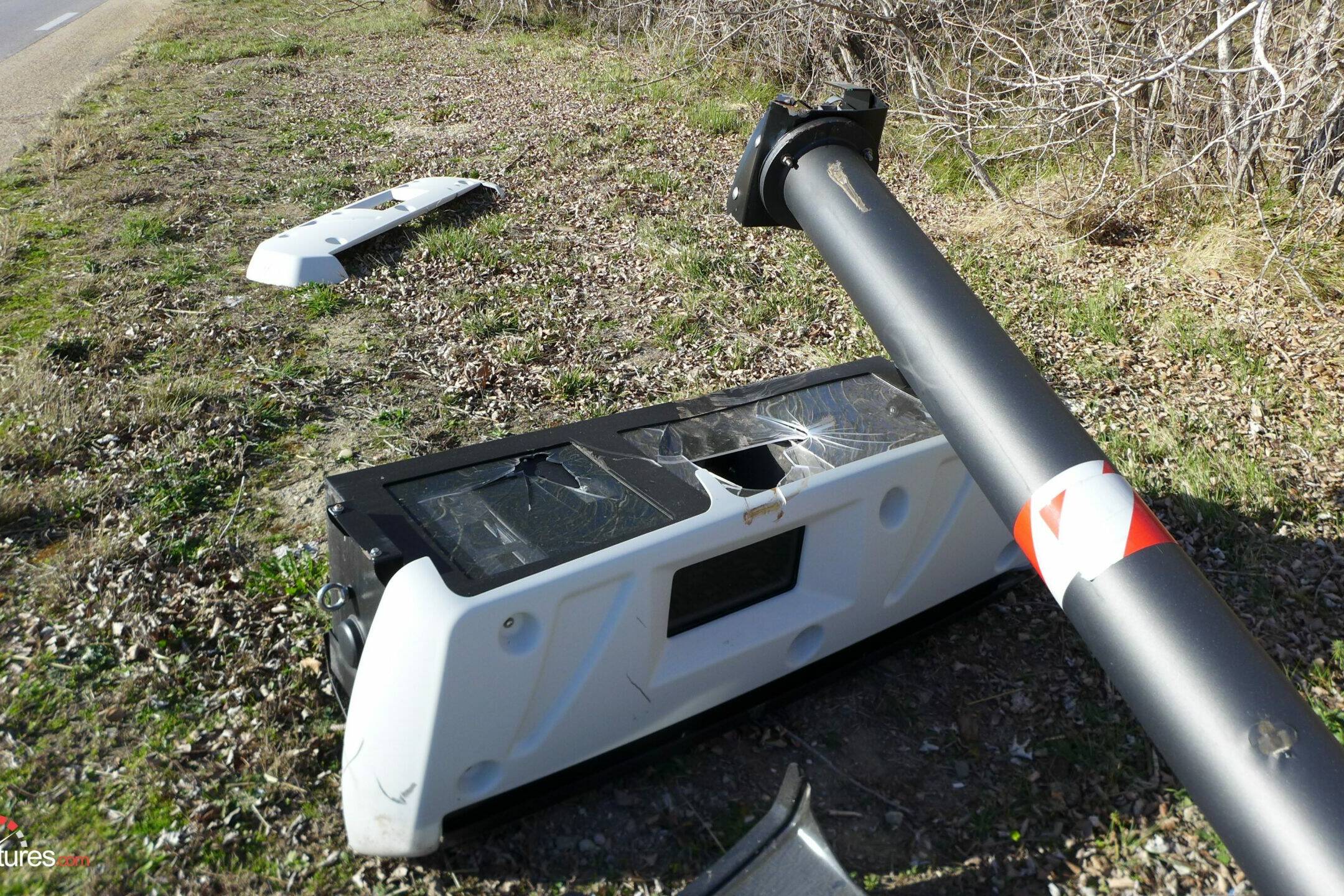 radars automatiques radars tourelles radar radars attaqués Côte-d’Or radars Vienne