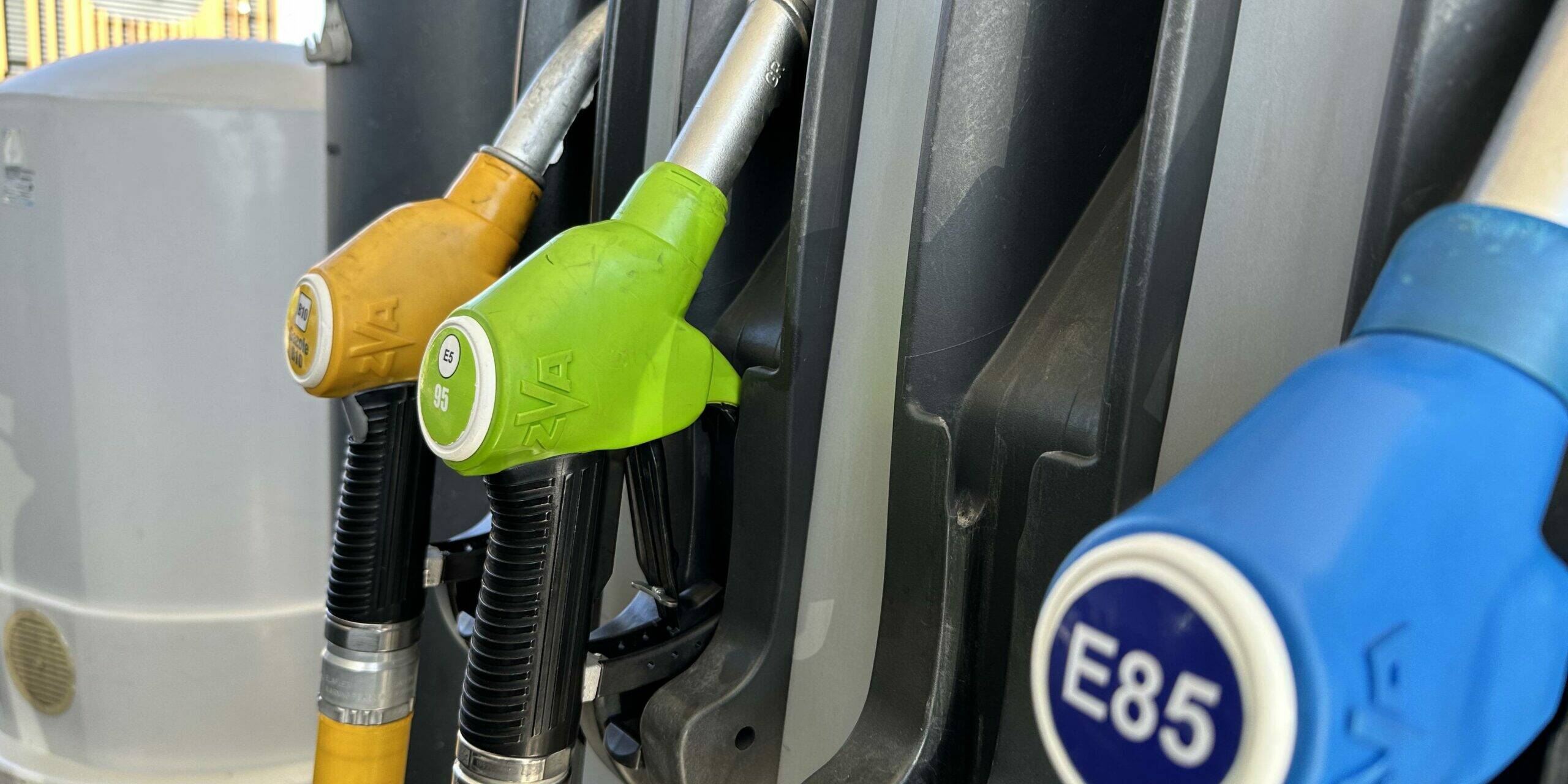 Prix des carburants chèque carburants