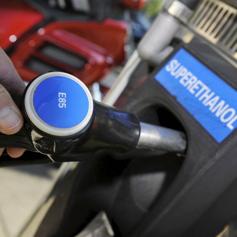 E85 Superéthanol E85 100% renouvelable voiture électrique carburant bioéthanol