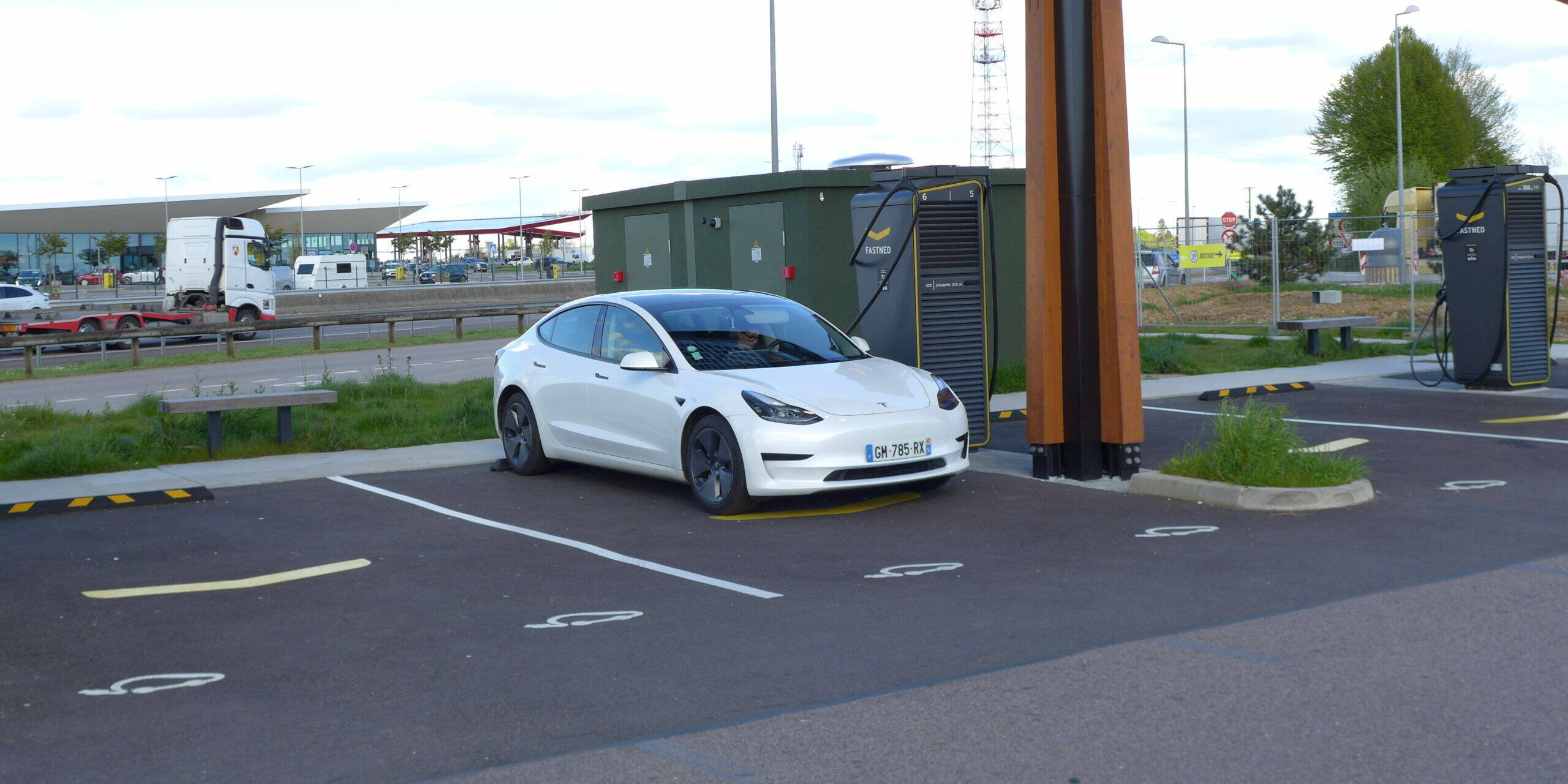 ventes voitures électriques Europe mars 2024 premier trimestre 2024