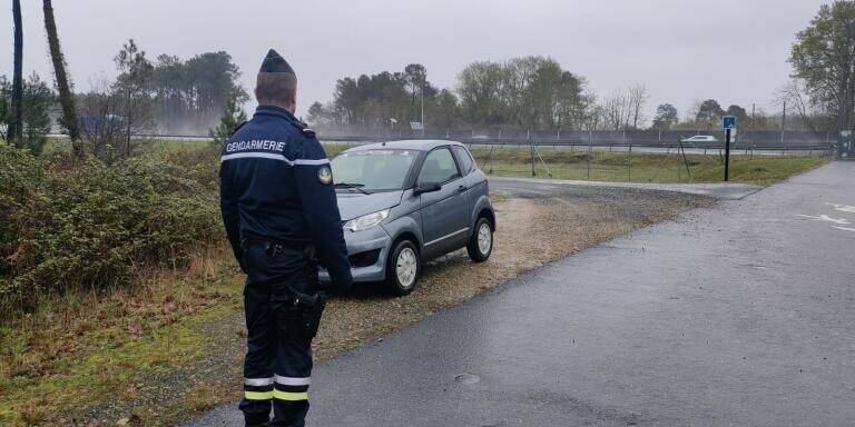 voiturette A63 gendarmerie des Landes