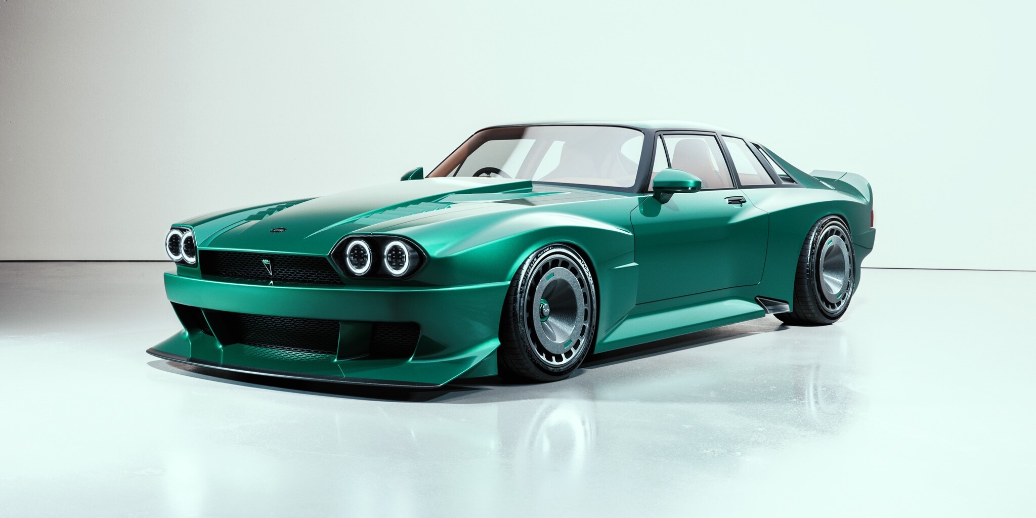 Jaguar XJS TWR Supercat restomod