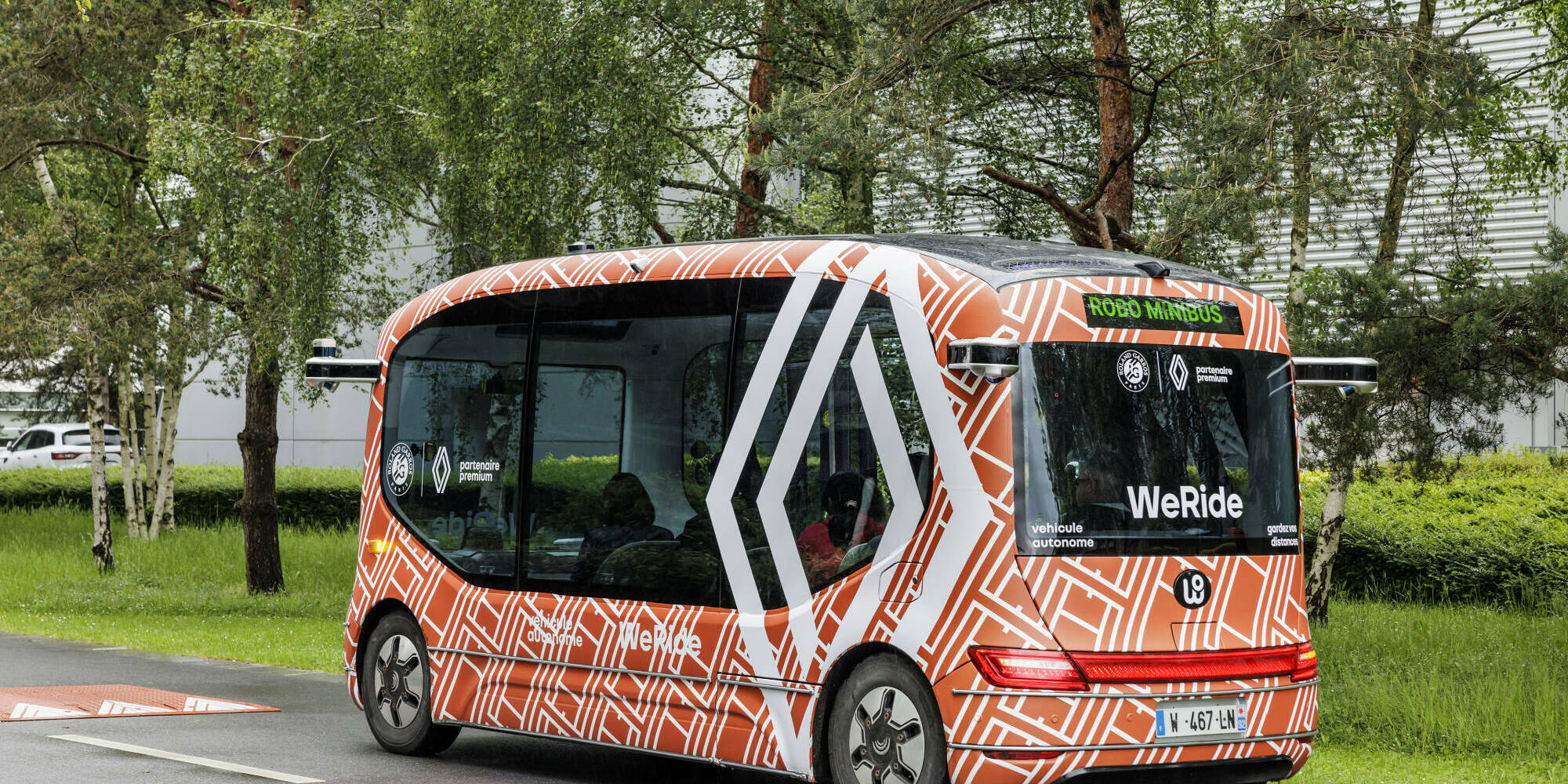 navette autonome Renault MiniBus WeRide Roland-Garros