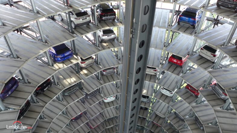 Car Towers Volkswagen Autostadt Wolsburg tour de livraison