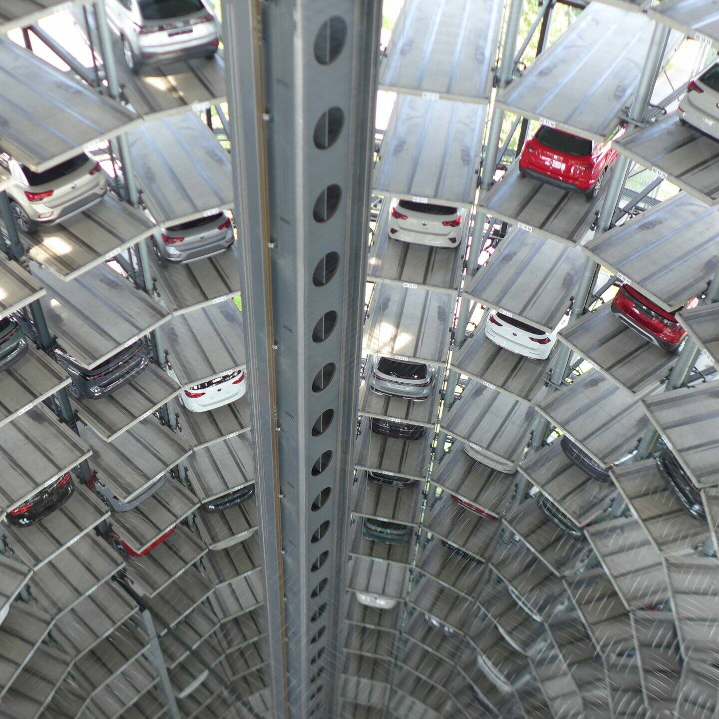 Car Towers Volkswagen Autostadt Wolsburg tour de livraison
