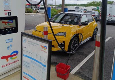 Renault 5 E-Tech electric assurance voiture électrique