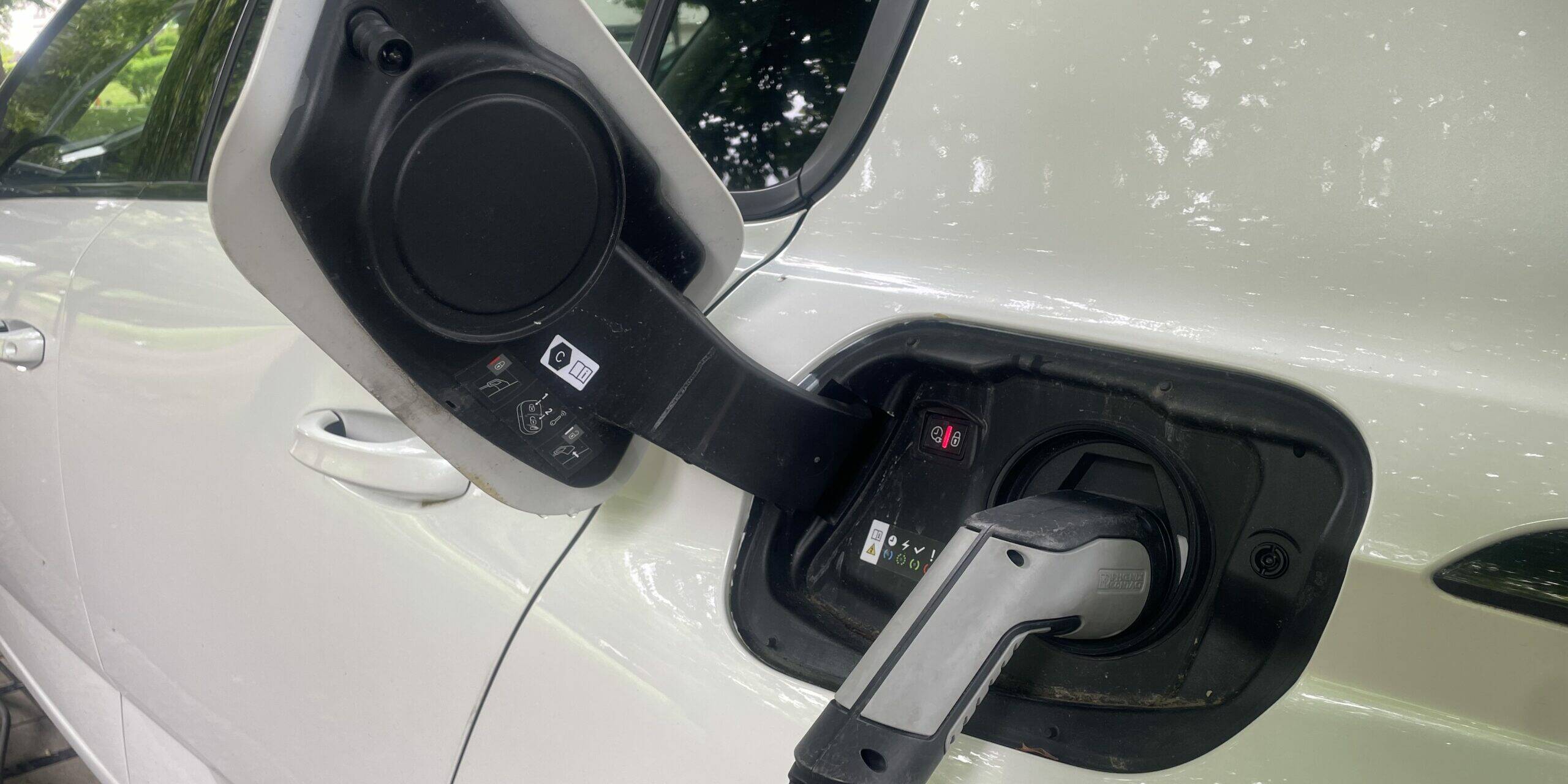 bornes de recharge voitures électriques