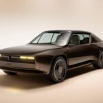 Renault 17 Ora Ïto restromod Mondial de L'Auto R17 electric restomod