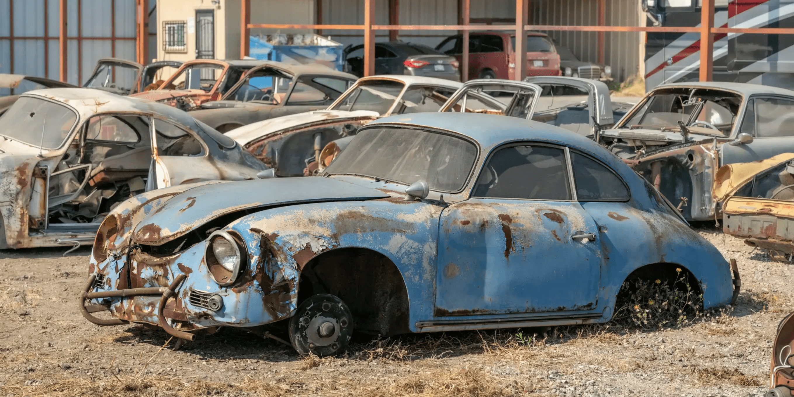 vente aux enchères casse Rudi Klein sortie de grange The Junkyard: The Rudi Klein Collection