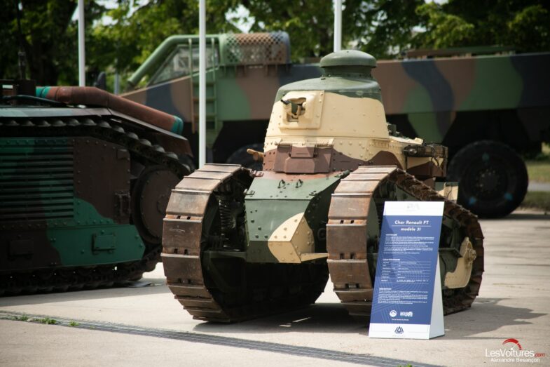 Première Guerre Mondiale 1914 1918 char Renault FT