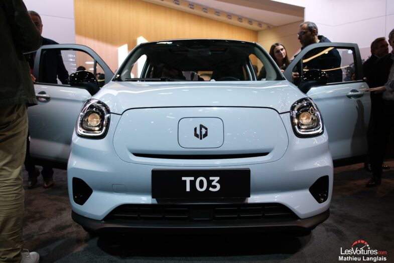 voiture électrique chinoise Leapmotor T03 Stellantis Foire de Paris Auto Mobil Paris
