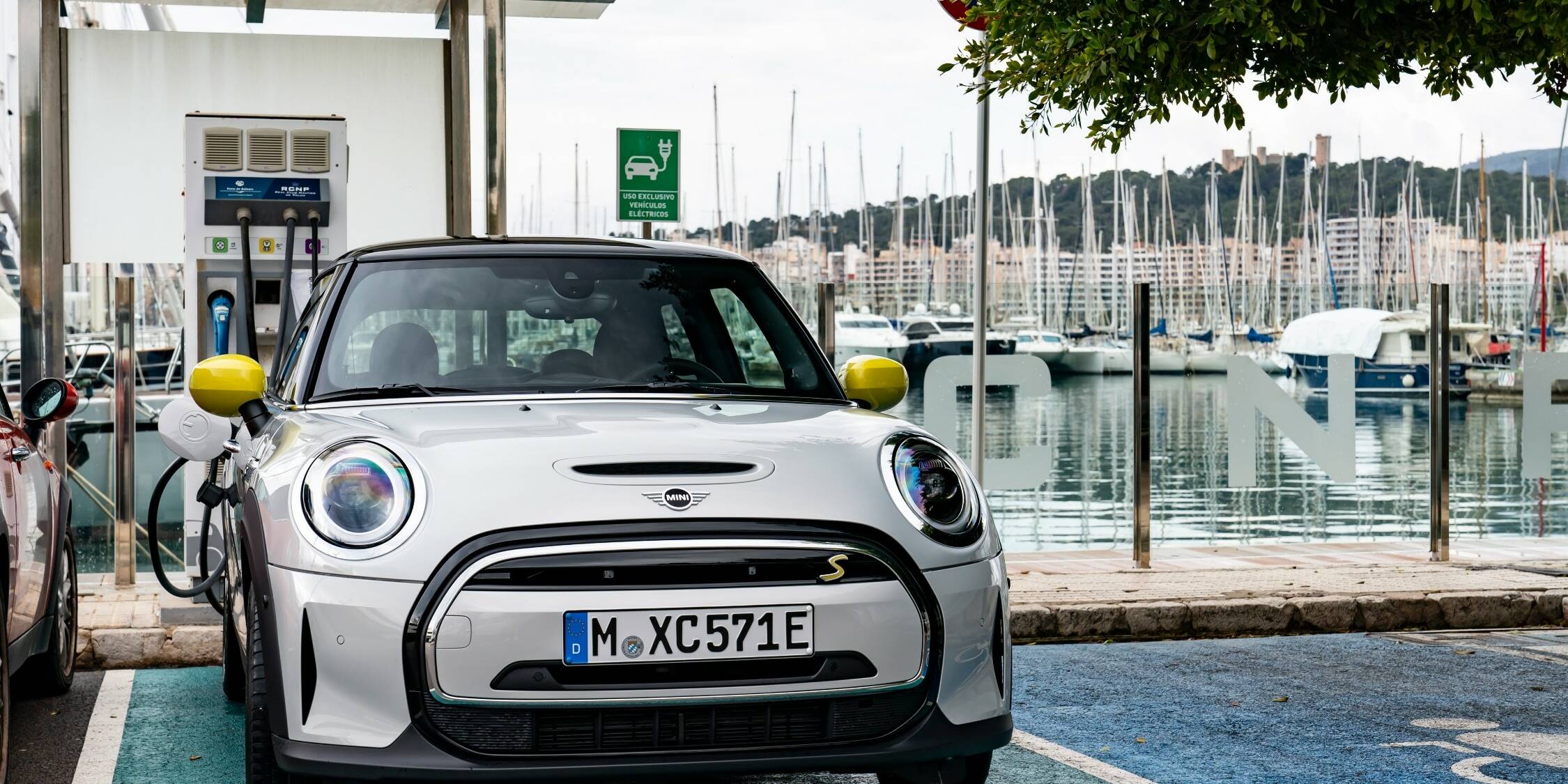 voitures électriques voiture électrique incendie Mini Cooper Mini Cooper SE