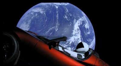 astéroïde Tesla Roadster espace Elon Musk