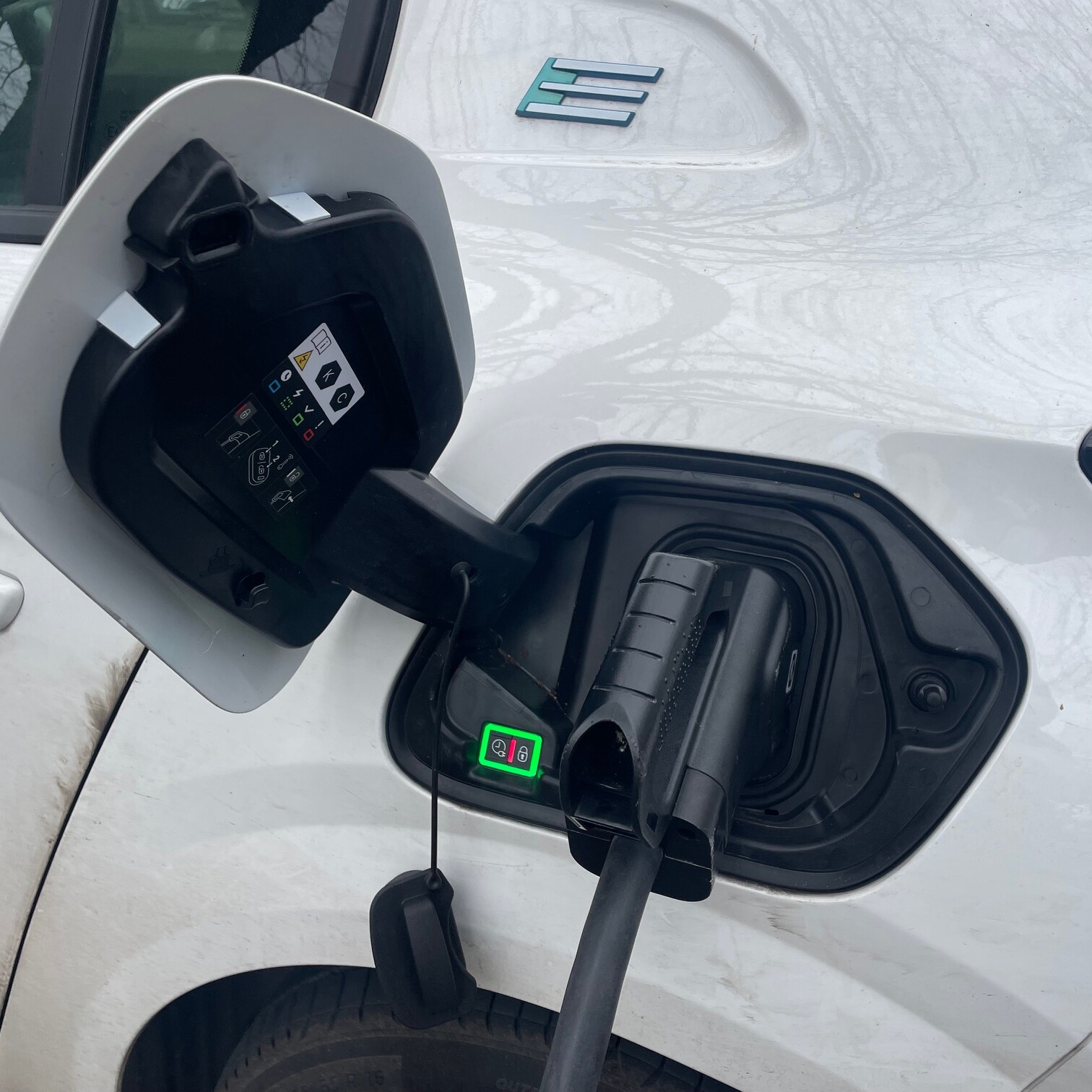 Electricgate Tesla Volkswagen Stellantis BYG autonomie voitures électriques