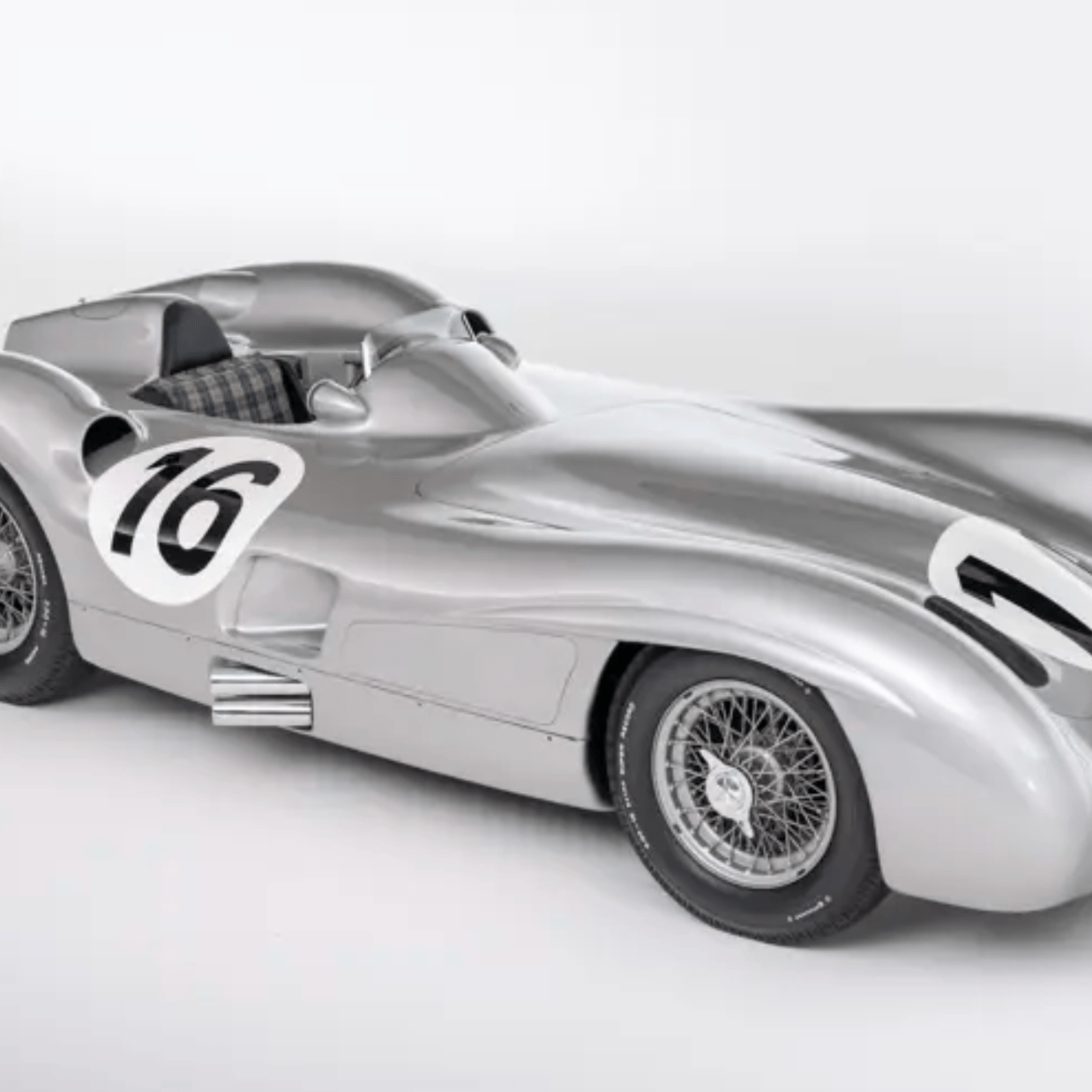 Juan Manuel Fangio et Stirling Moss 1954 Mercedes-Benz W 196 R Stromlinienwagen