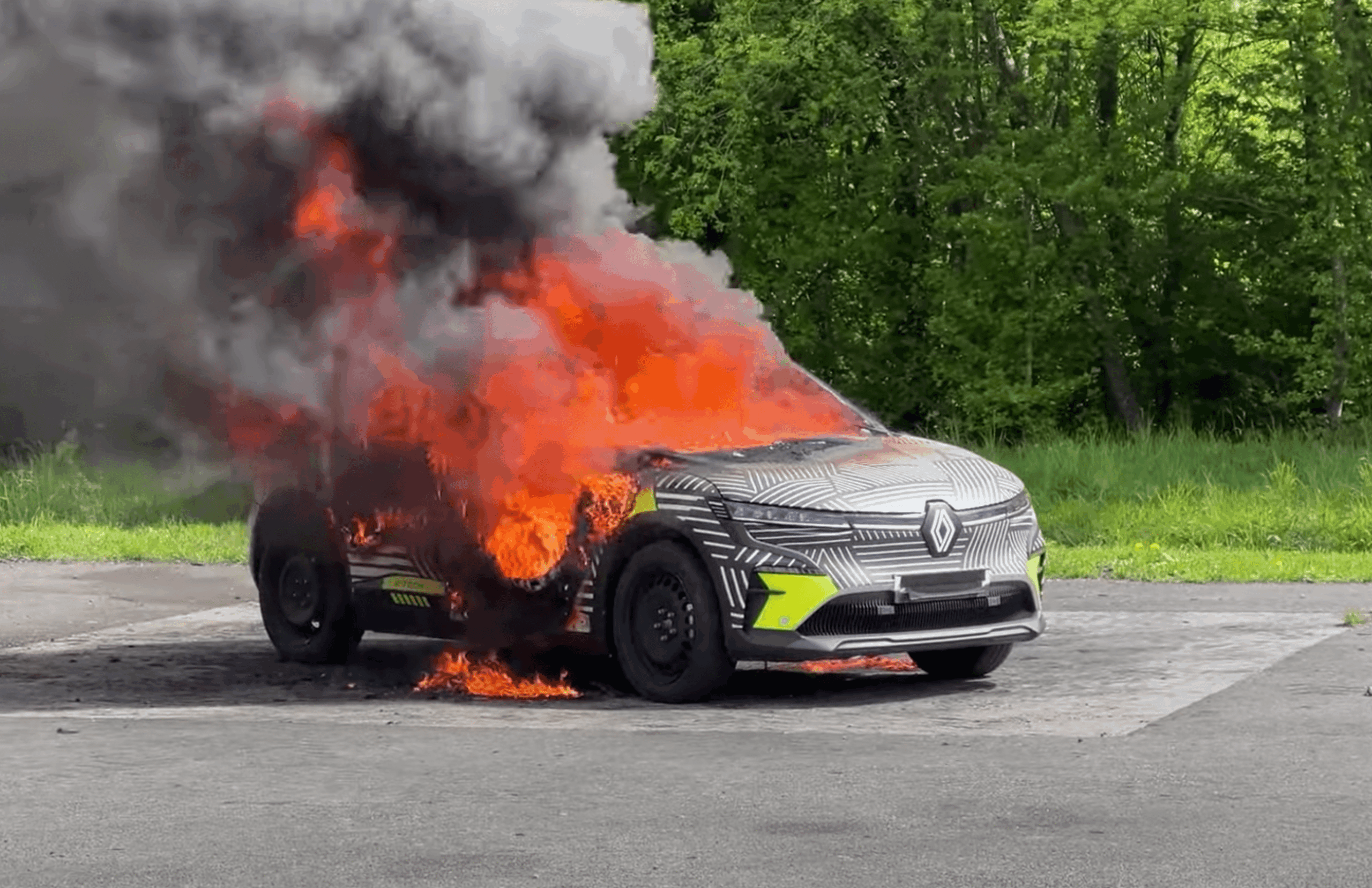 Vidéo : Renault en mode « Allumer le feu » d’une voiture électrique