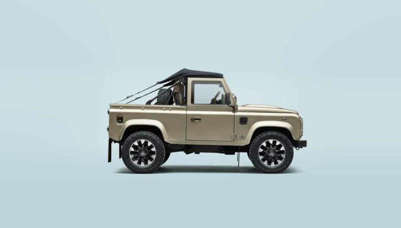 Land Rover Defender V8 Soft Top