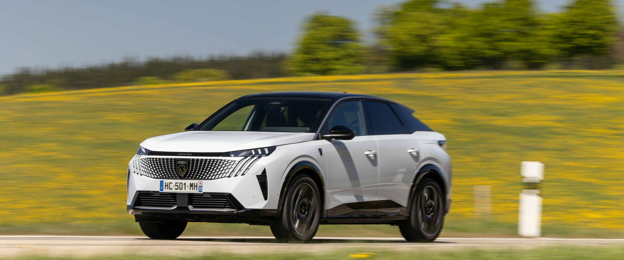 essai Peugeot e-3008 Dual Motor SUV électrique