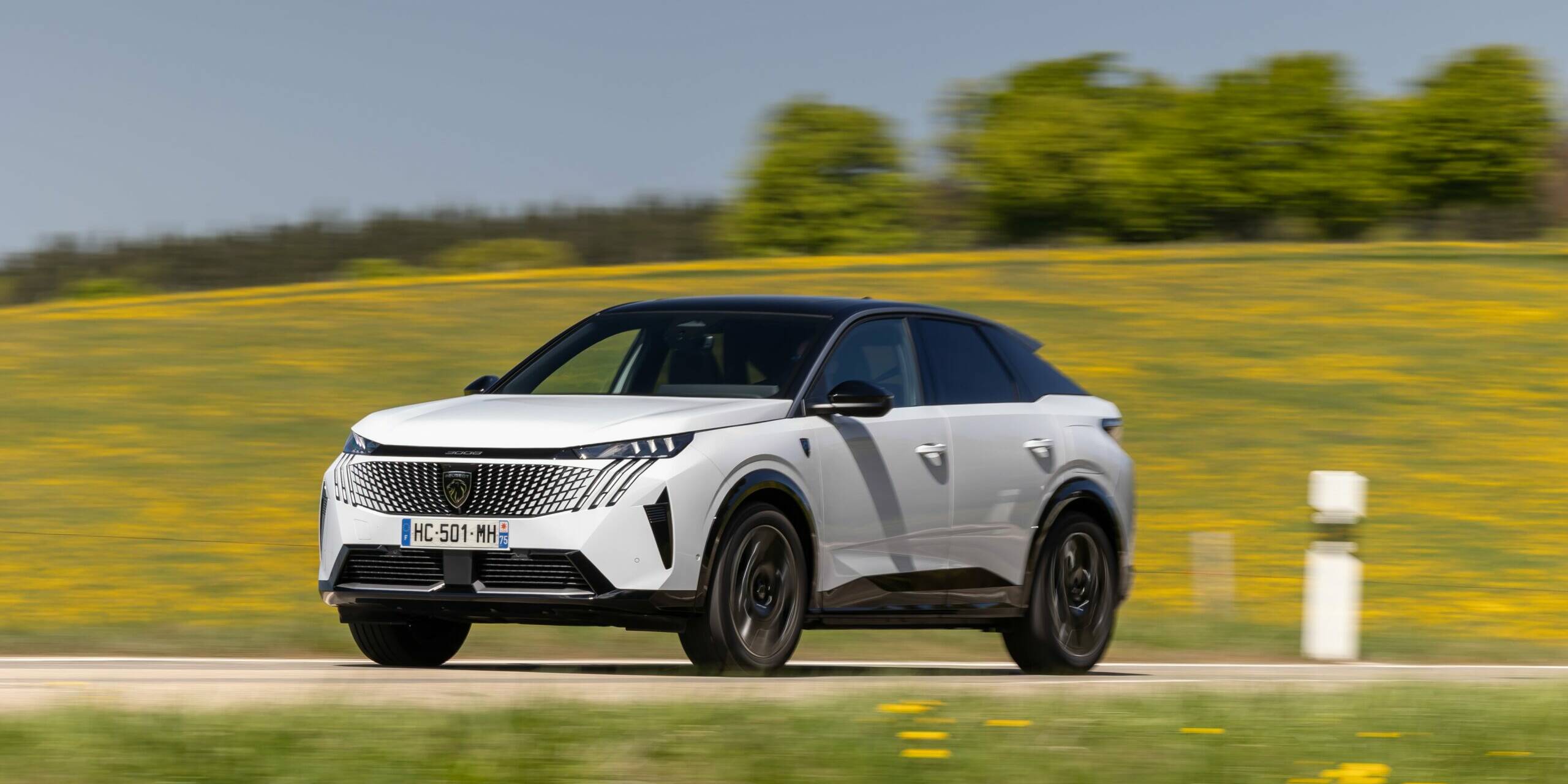 essai Peugeot e-3008 Dual Motor SUV électrique