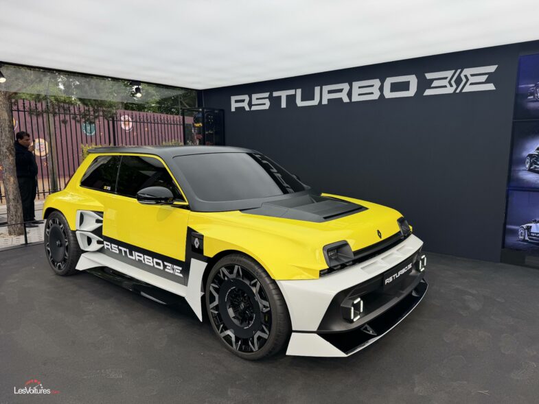 Renault 5 Turbo 3E Roland-Garros