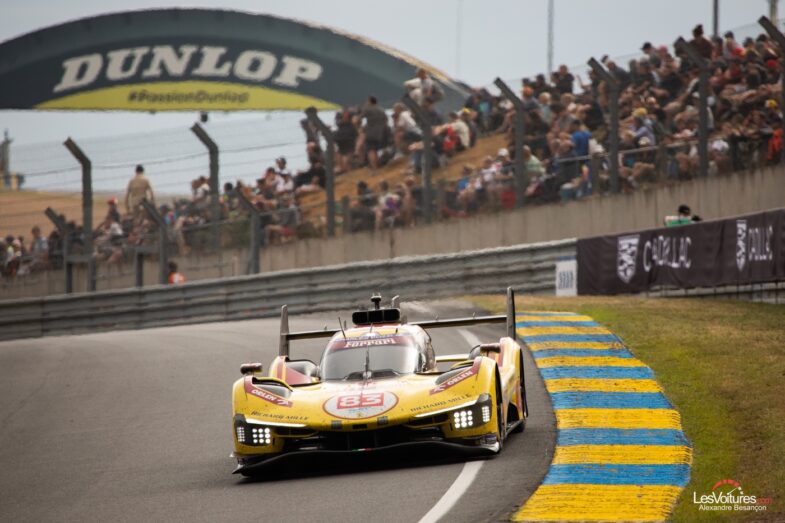 24 Heures du Mans Passerelle Dunlop Goodyear
