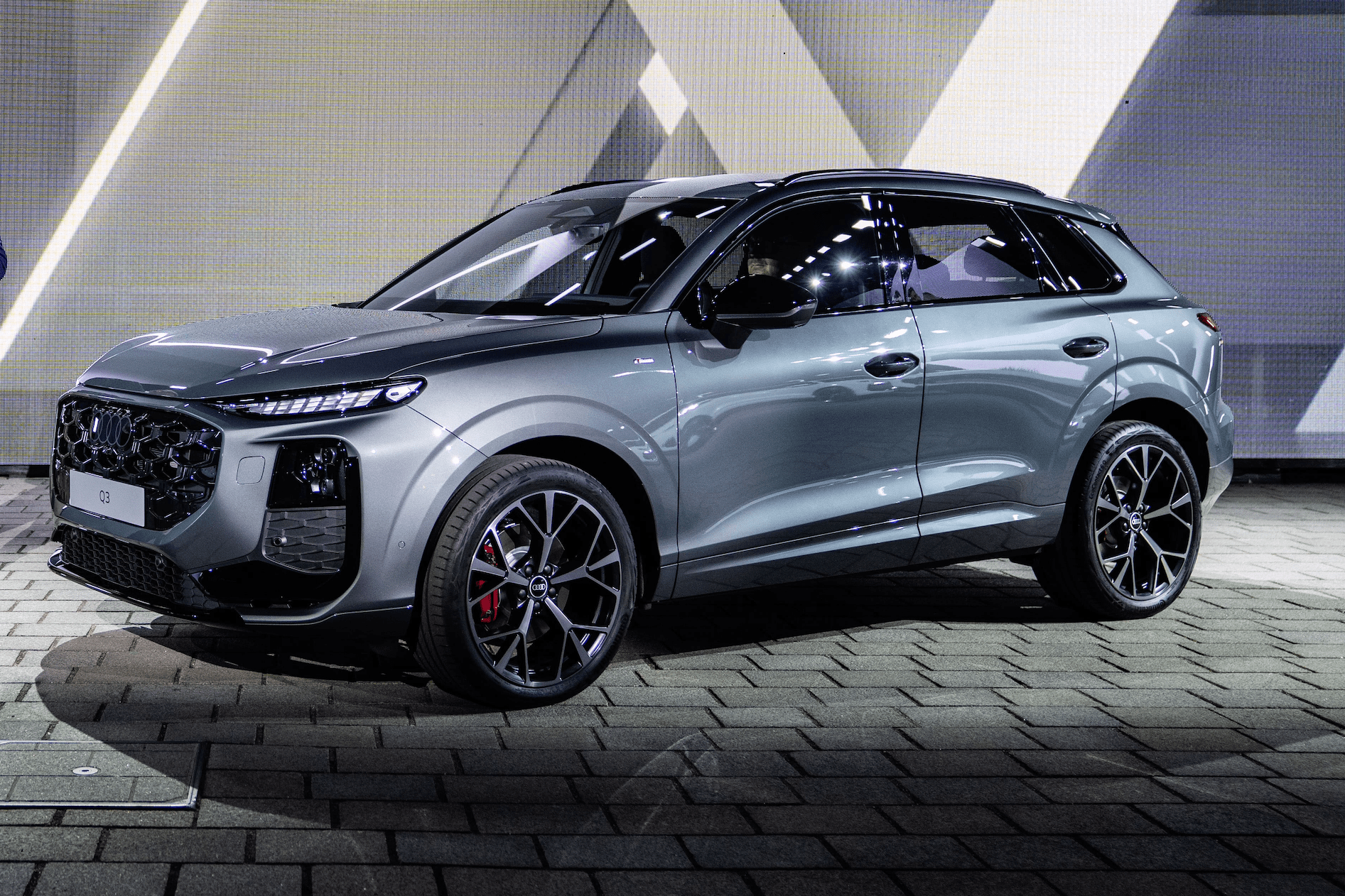 Audi Q3 2025 SUV hybride