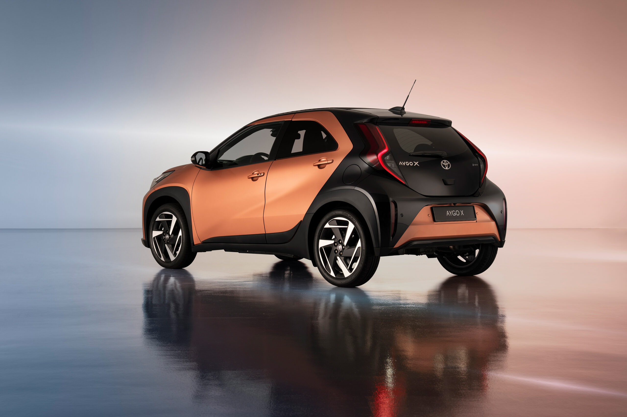 Toyota Aygo X : la petite citadine passe à l'hybride - Les Voitures