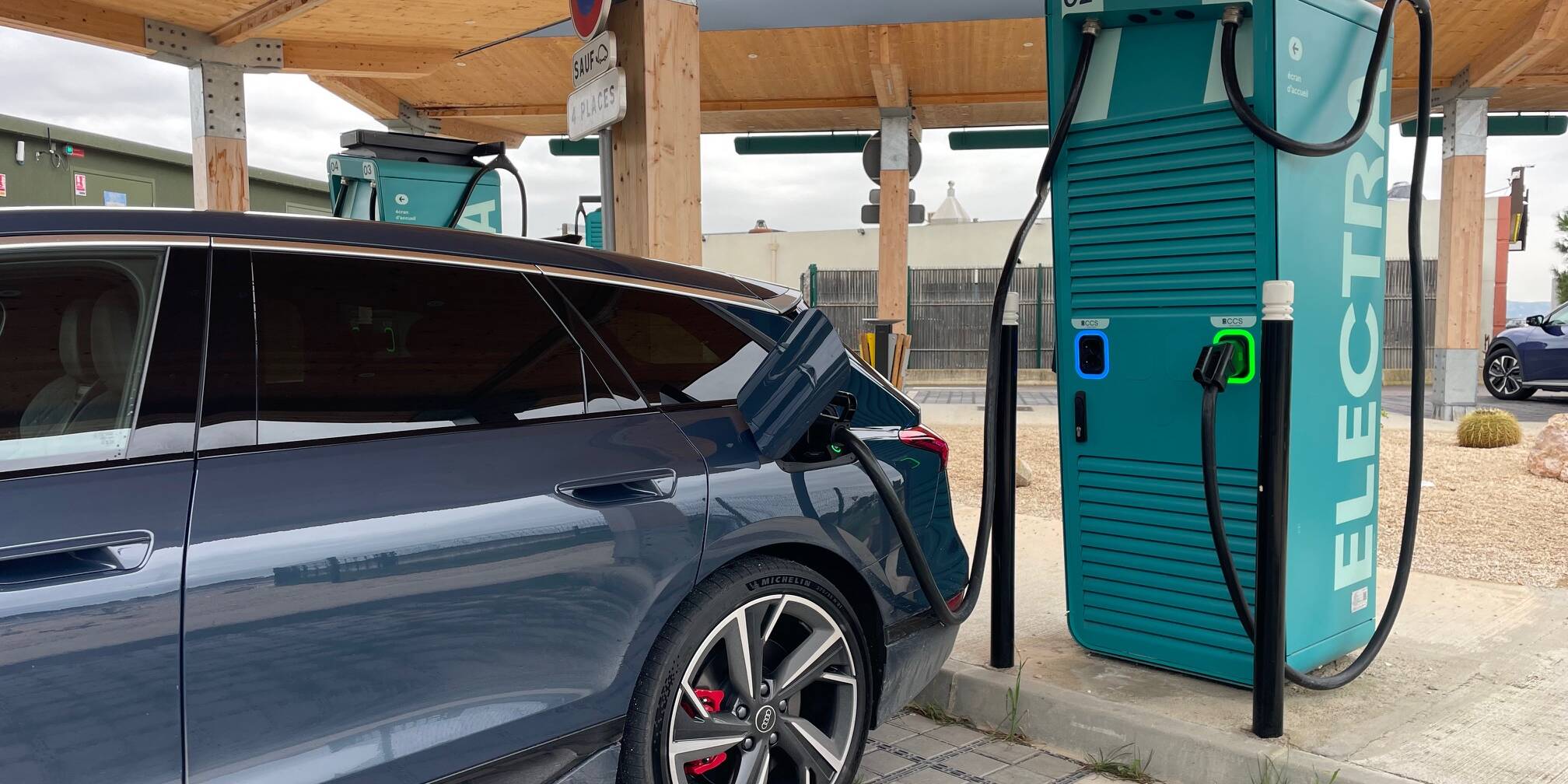 étude voitures électriques BEV cabinet Deloitte 2035 voitures électriques ventes voitures électriques Europe 2025 BYD Tesla Renault DS Automobiles ACEA
