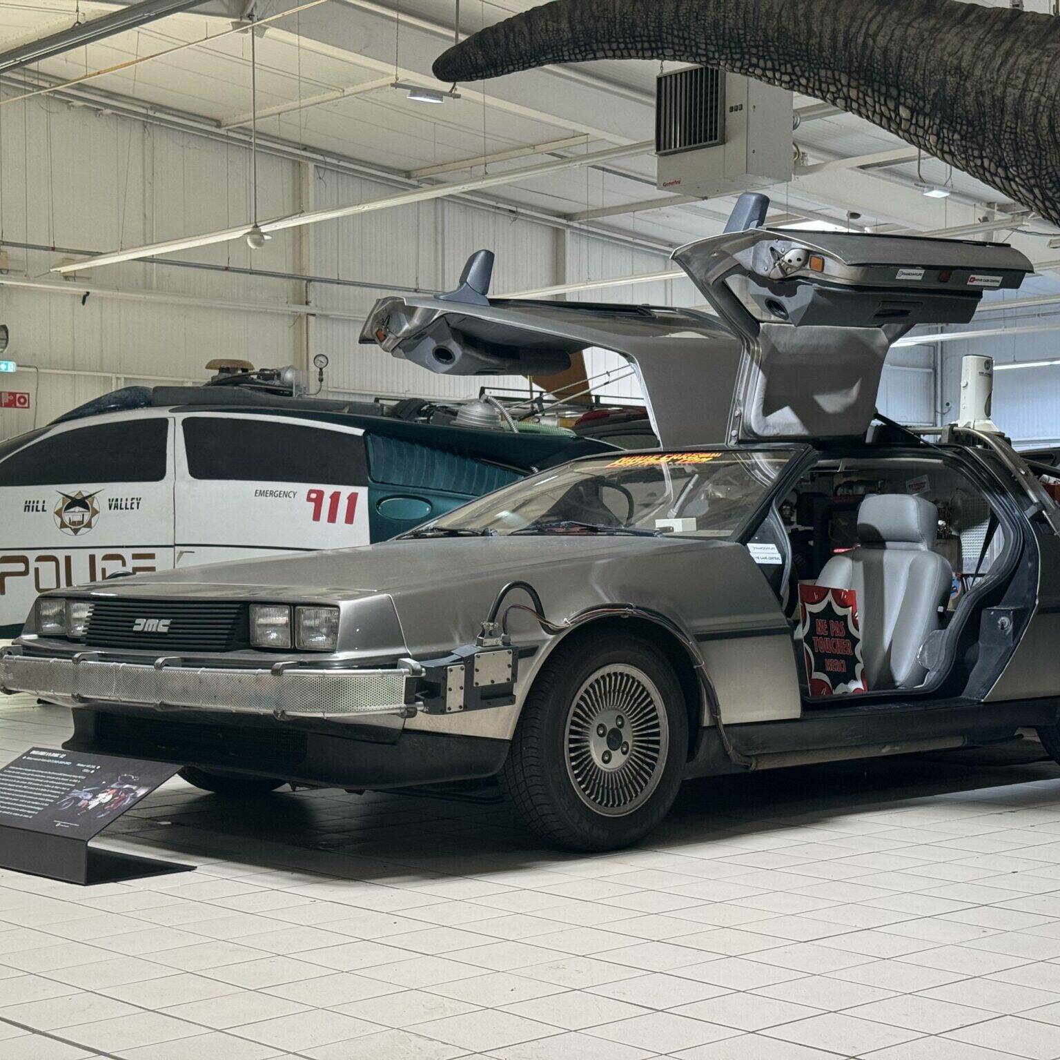 voitures de cinéma Movie Cars Central Franck Galiègue DeLorean DMC-12