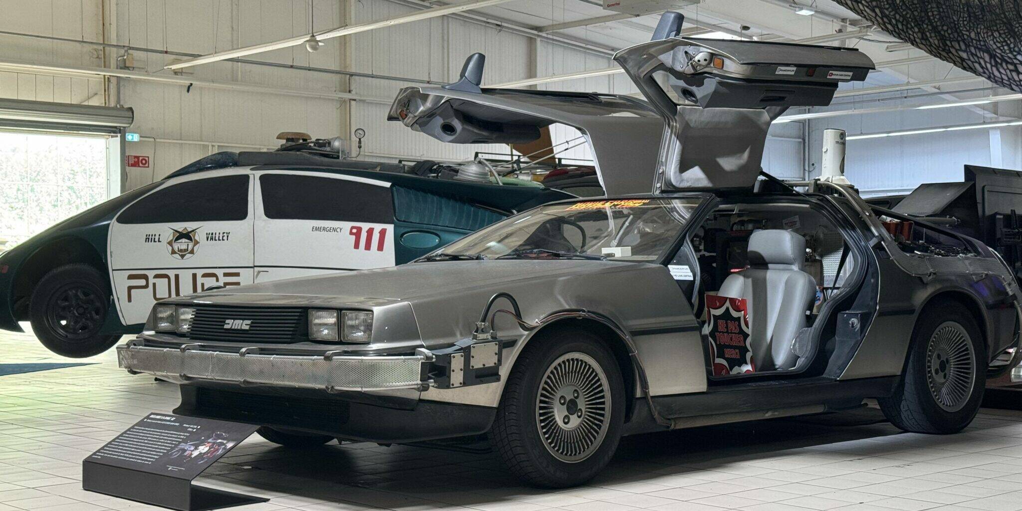voitures de cinéma Movie Cars Central Franck Galiègue DeLorean DMC-12