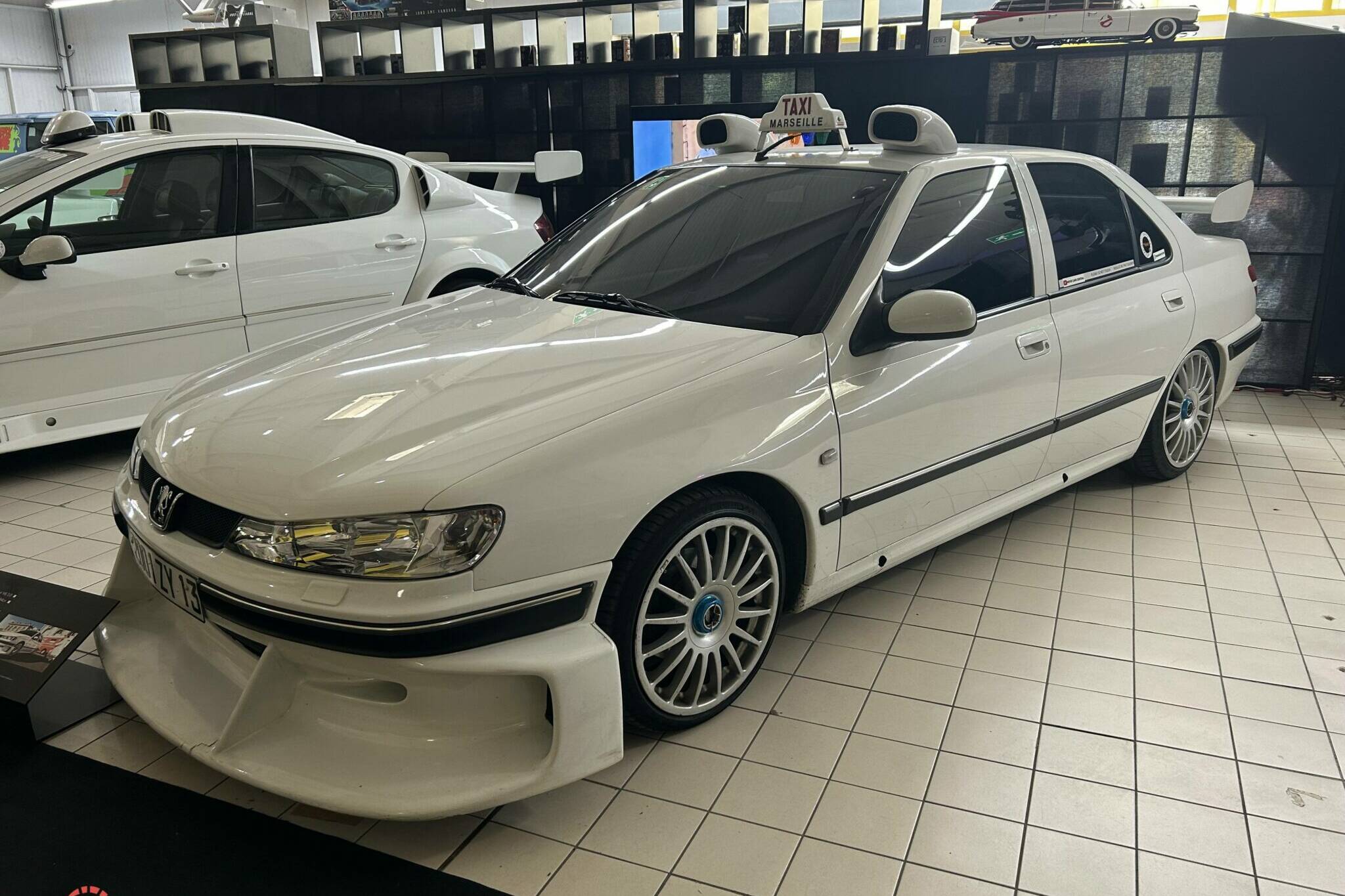 vente aux enchères Movie Cars Central The Movie Cars Collection