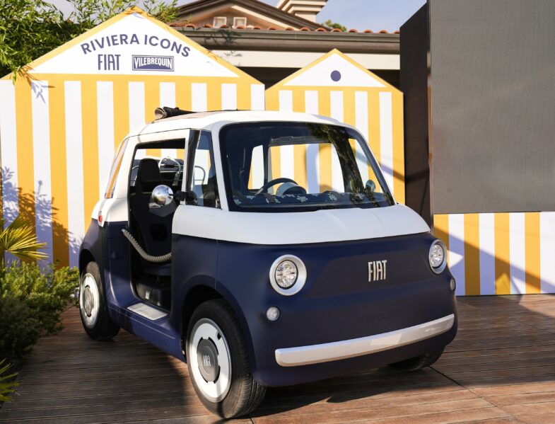 Fiat Topolino Vilebrequin voiture sans permis quadricycle électrique