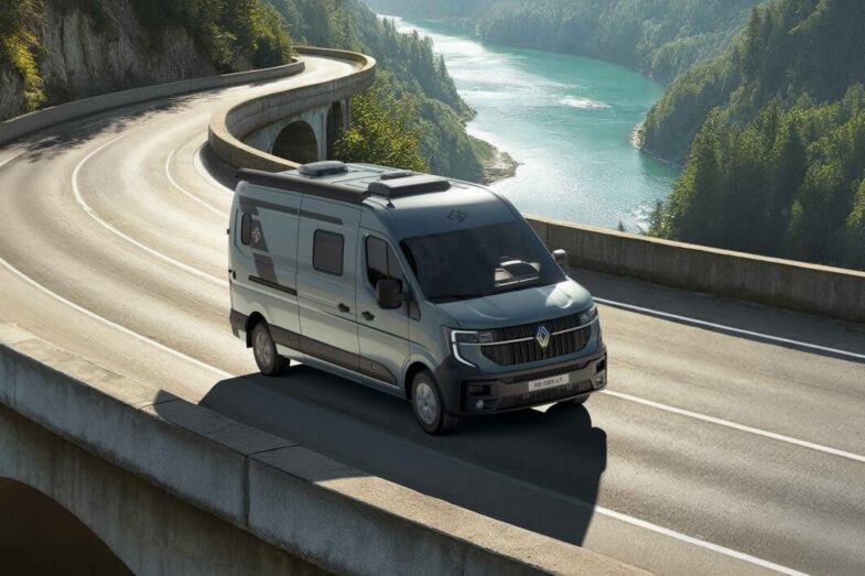 Renault Master vanlife camping-cars vans aménagés