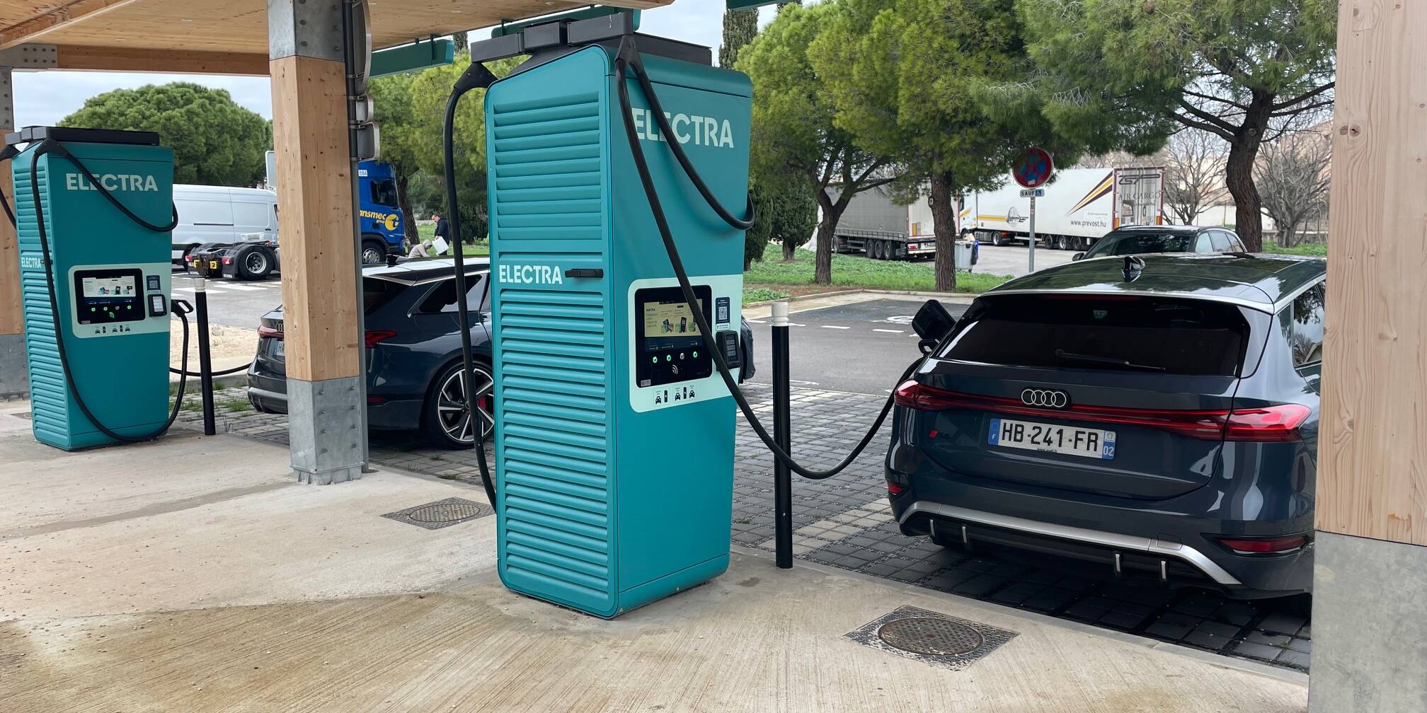 particules fines bornes de recharge véhicules électriques