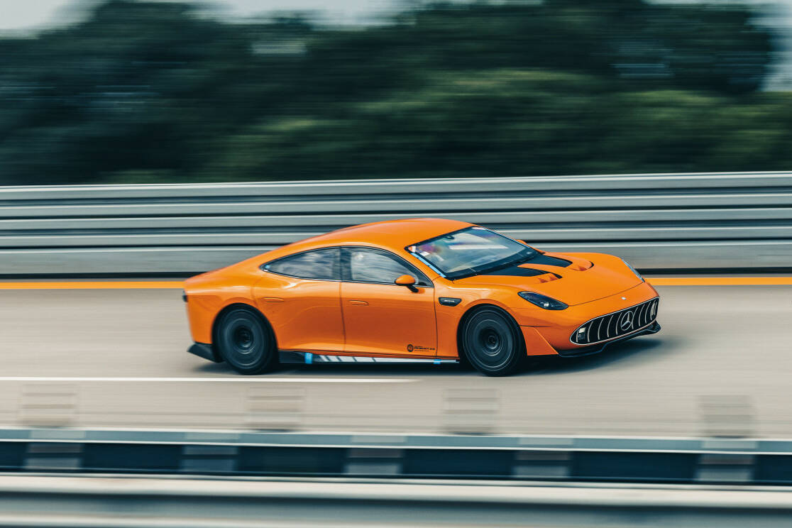 Mercedes-AMG Concept AMG GT XX George Russell