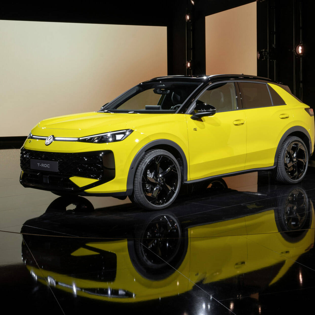 SUV Volkswagen T-Roc 2025 nouveau T-Roc SUV hybride