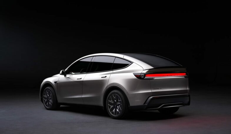 Tesla Model Y L SUV électrique