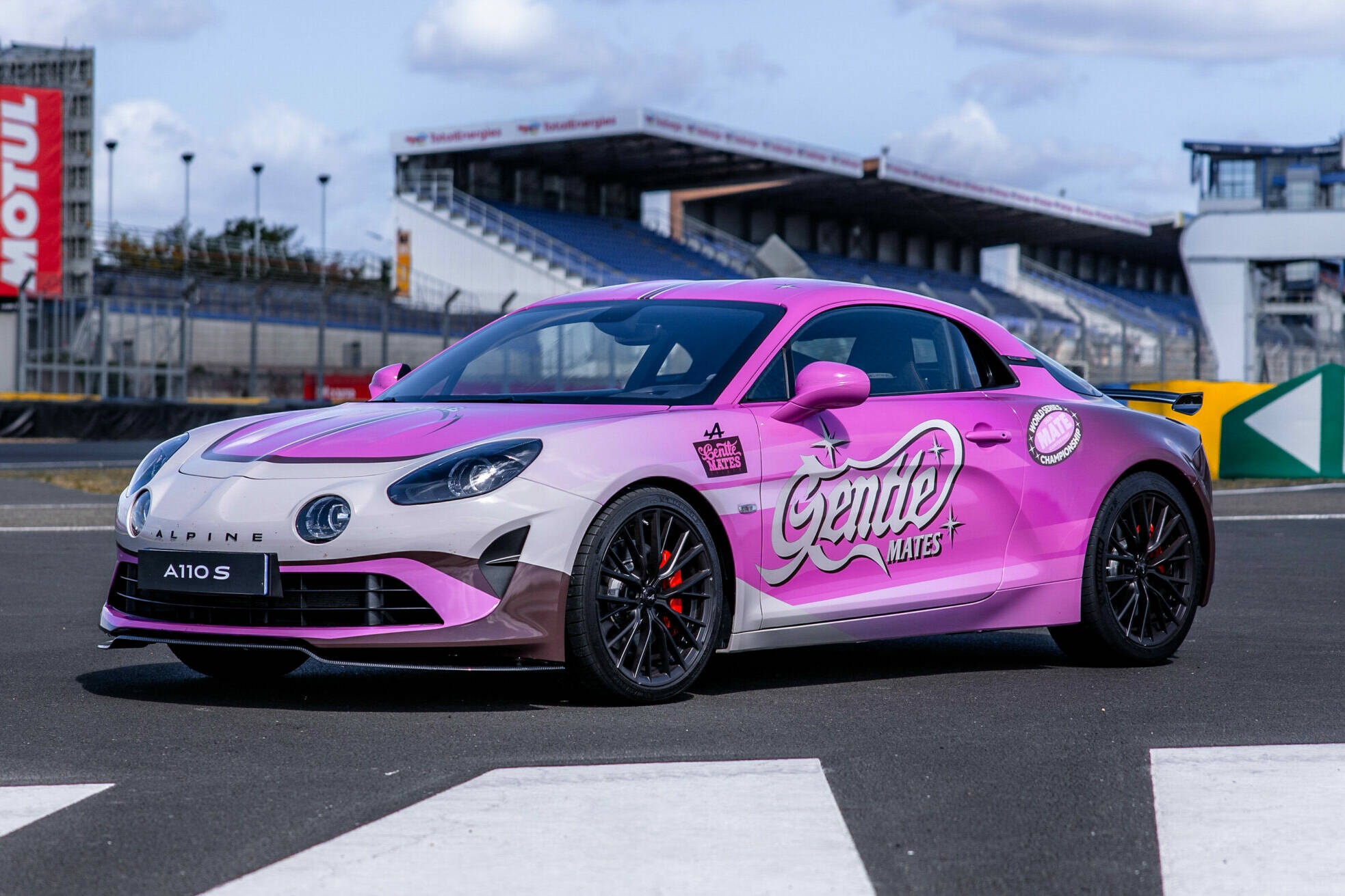 Squeezie GP Explorer 3 Alpine A110 Gente Mates