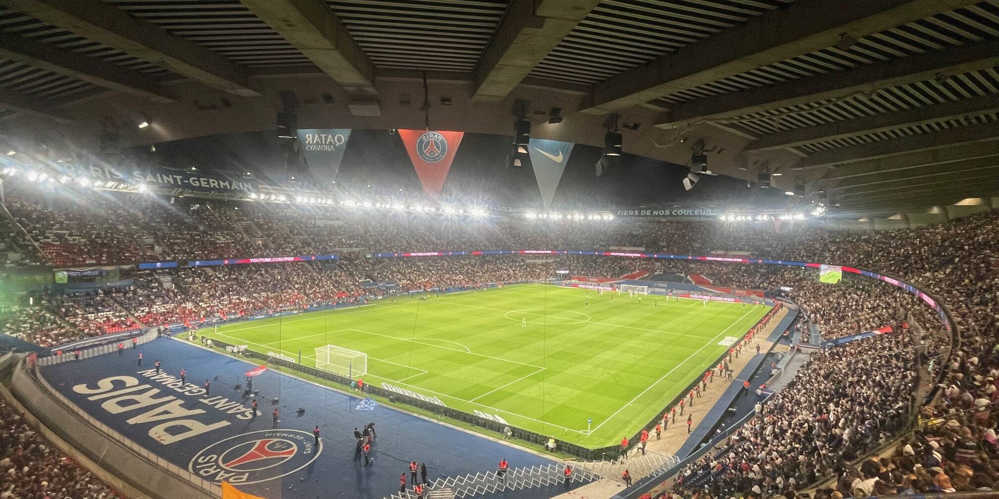 Stellantis Poissy stade PSG