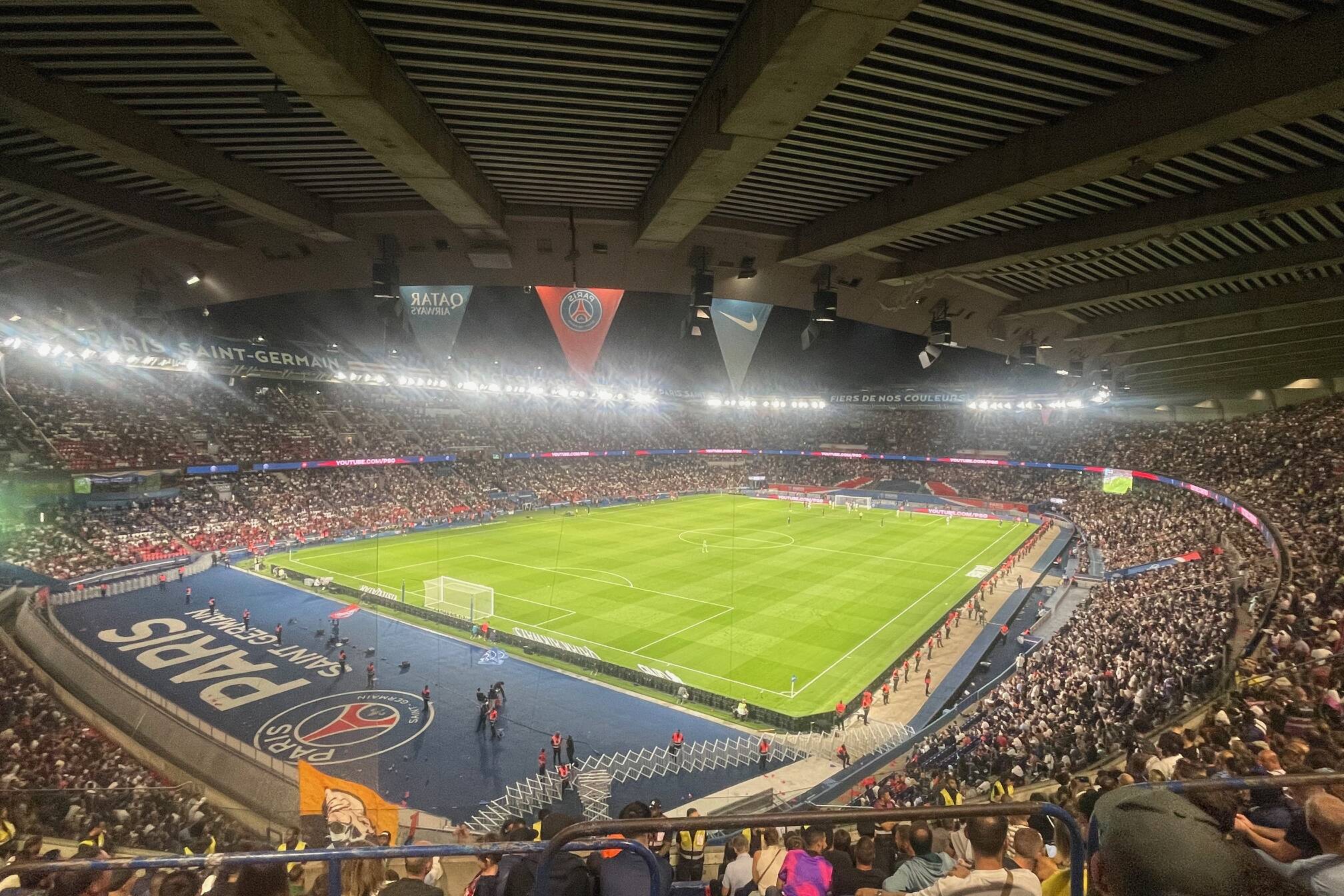 Stellantis Poissy stade PSG