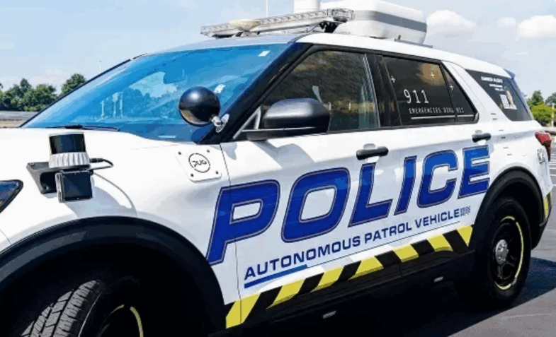 PUG Miami voiture de police autonome