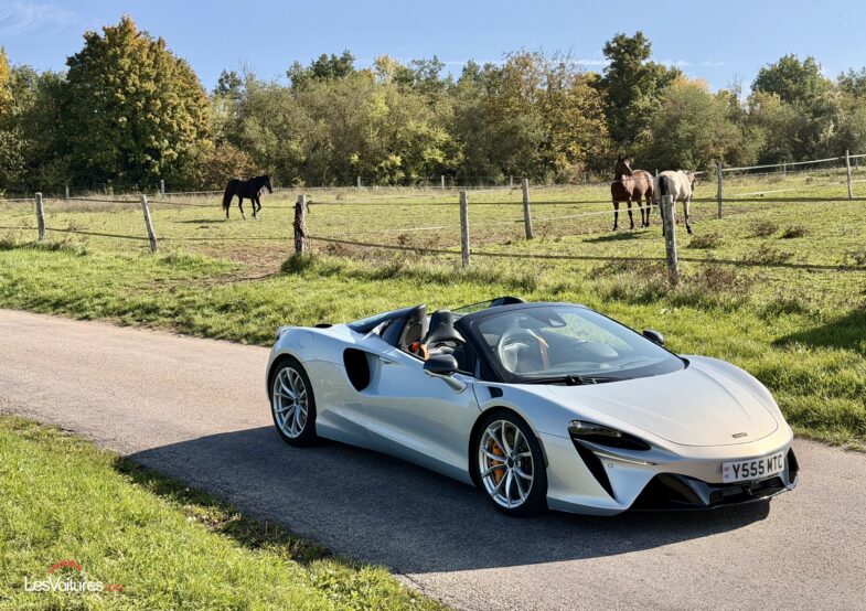 Indian Summer Été indien McLaren Artura Spider McLaren Racing