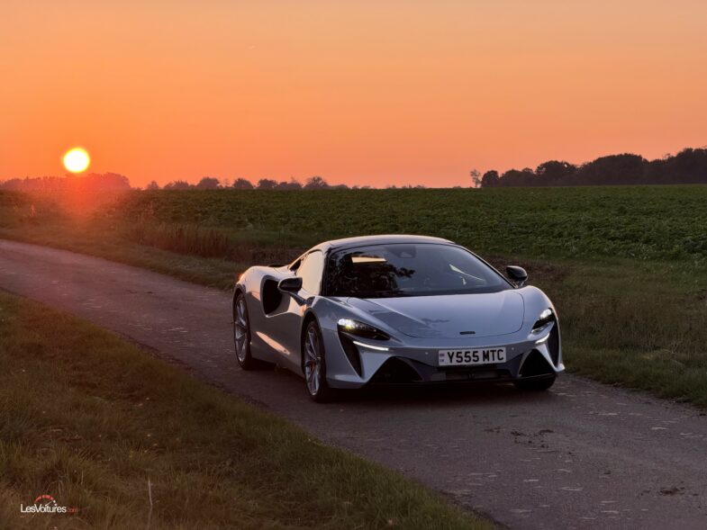 Indian Summer Été indien McLaren Artura Spider McLaren Racing