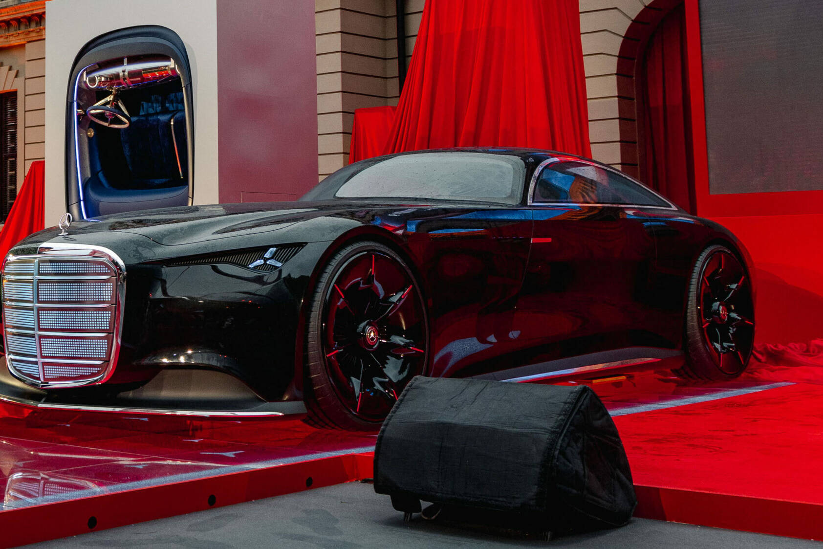 Mercedes-Benz Vision Iconic